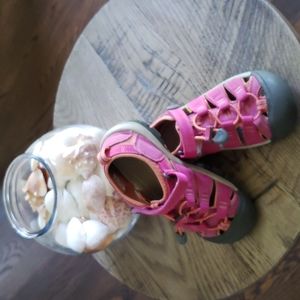 Keen Girls Pink Water Shoes Size 13